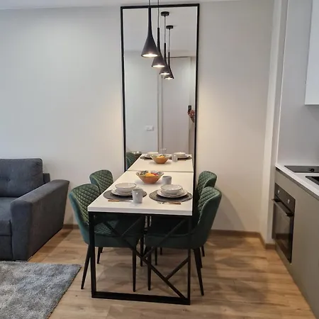 Apartment Emilia Romana Boutique - Quiet Modern Luxury Sunny Slantschew brjag
