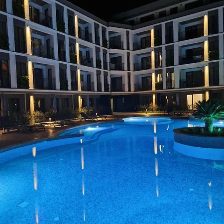 Apartment Emilia Romana Boutique - Quiet Modern Luxury Sunny *