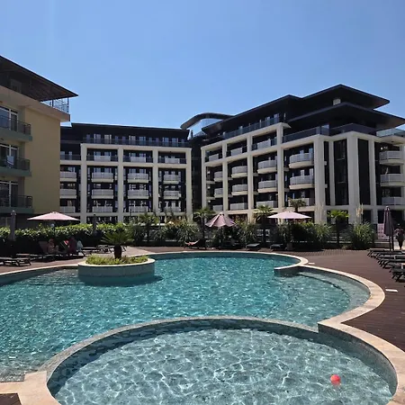 Apartment Emilia Romana Boutique - Quiet Modern Luxury Sunny Slantschew brjag